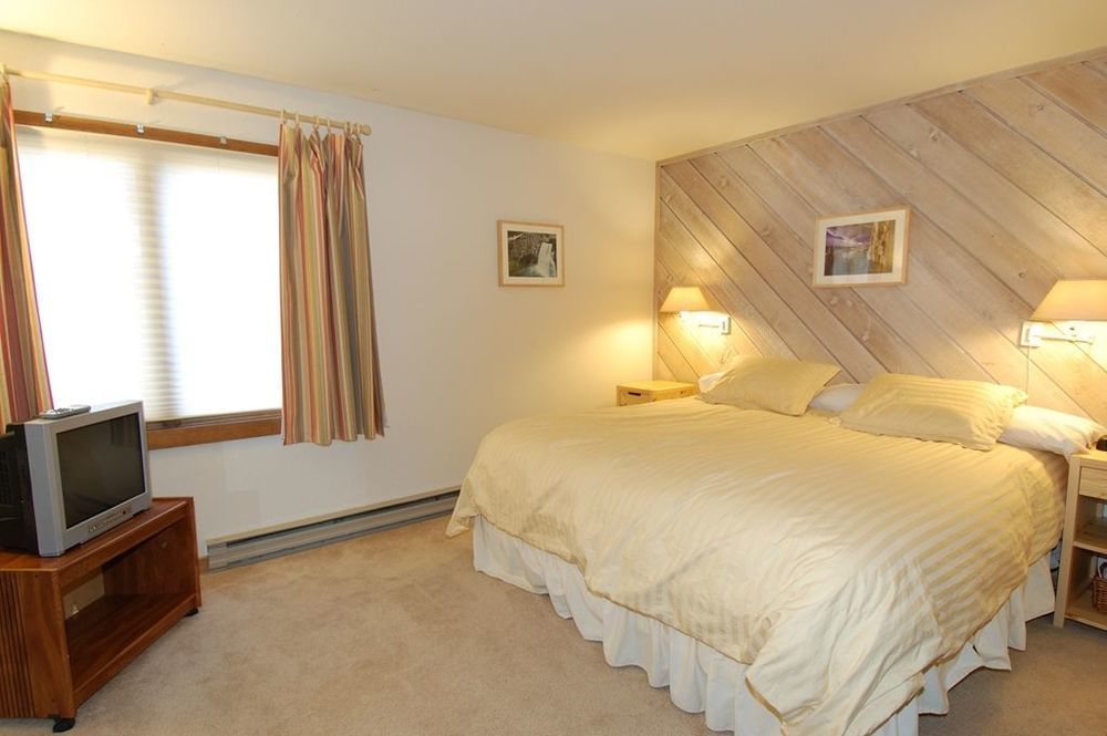 Snowcreek Resort Vacation Rentals Mammoth Lakes Room photo